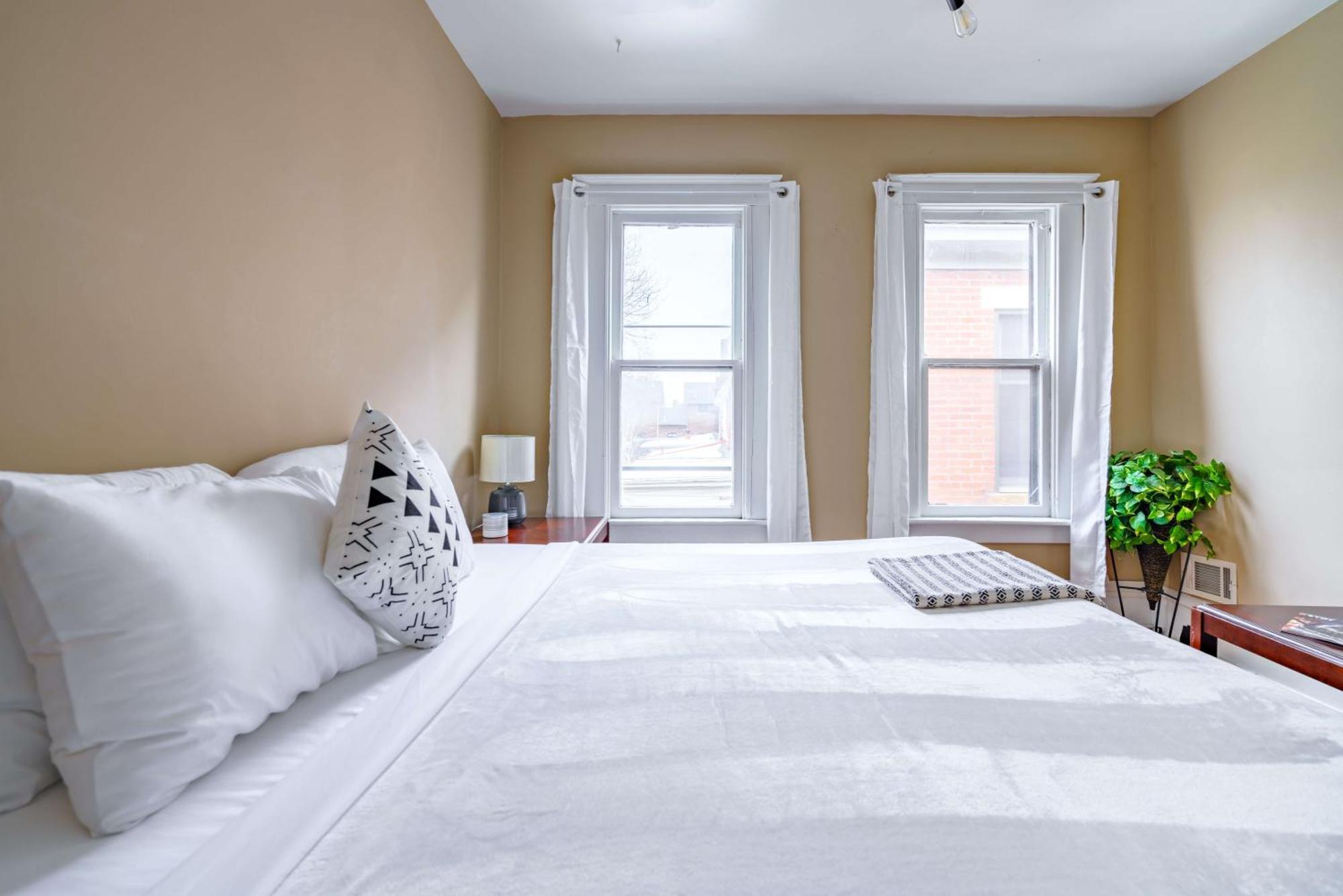 Prime Location Top Rated Free Parking Clean Columbus Exterior photo